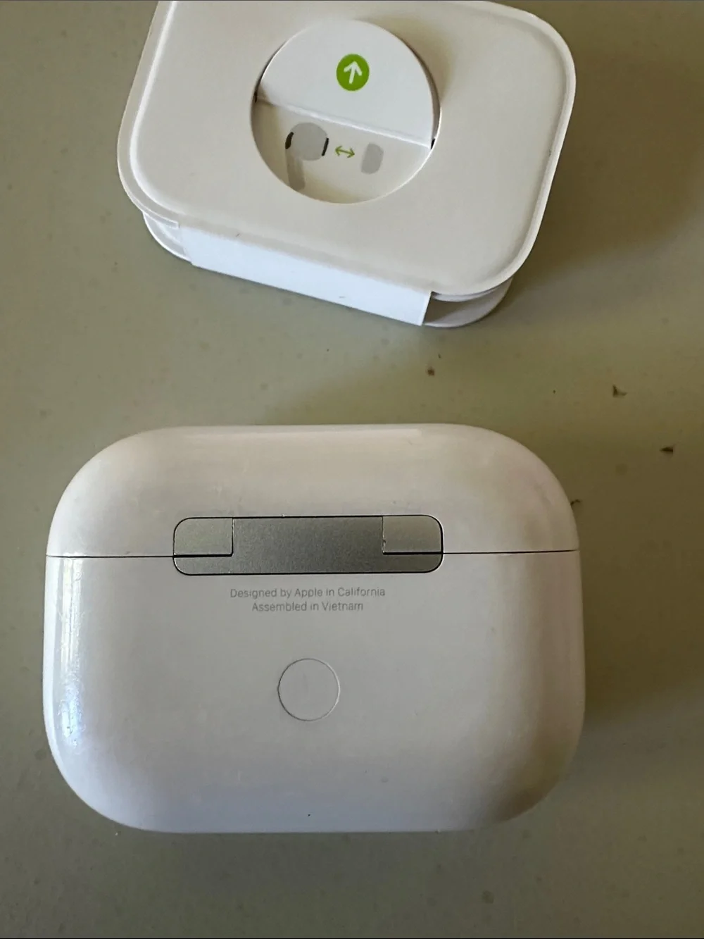 Apple genuine charging